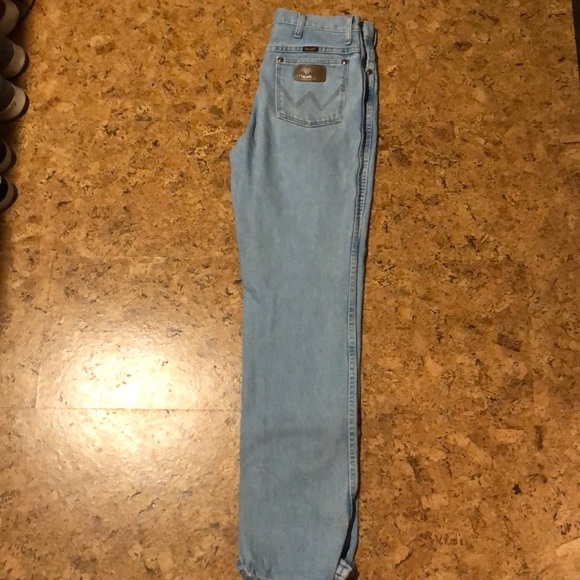 white washed wrangler jeans